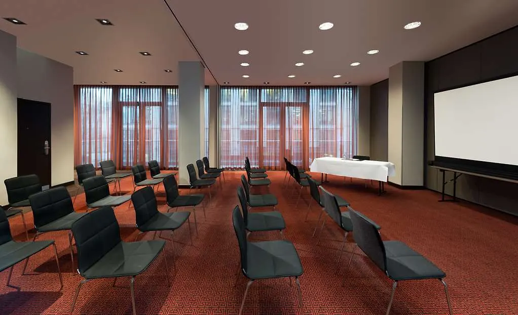 Adina Apartment Hotel Frankfurt Neue Oper Frankfurt am Main 4*,